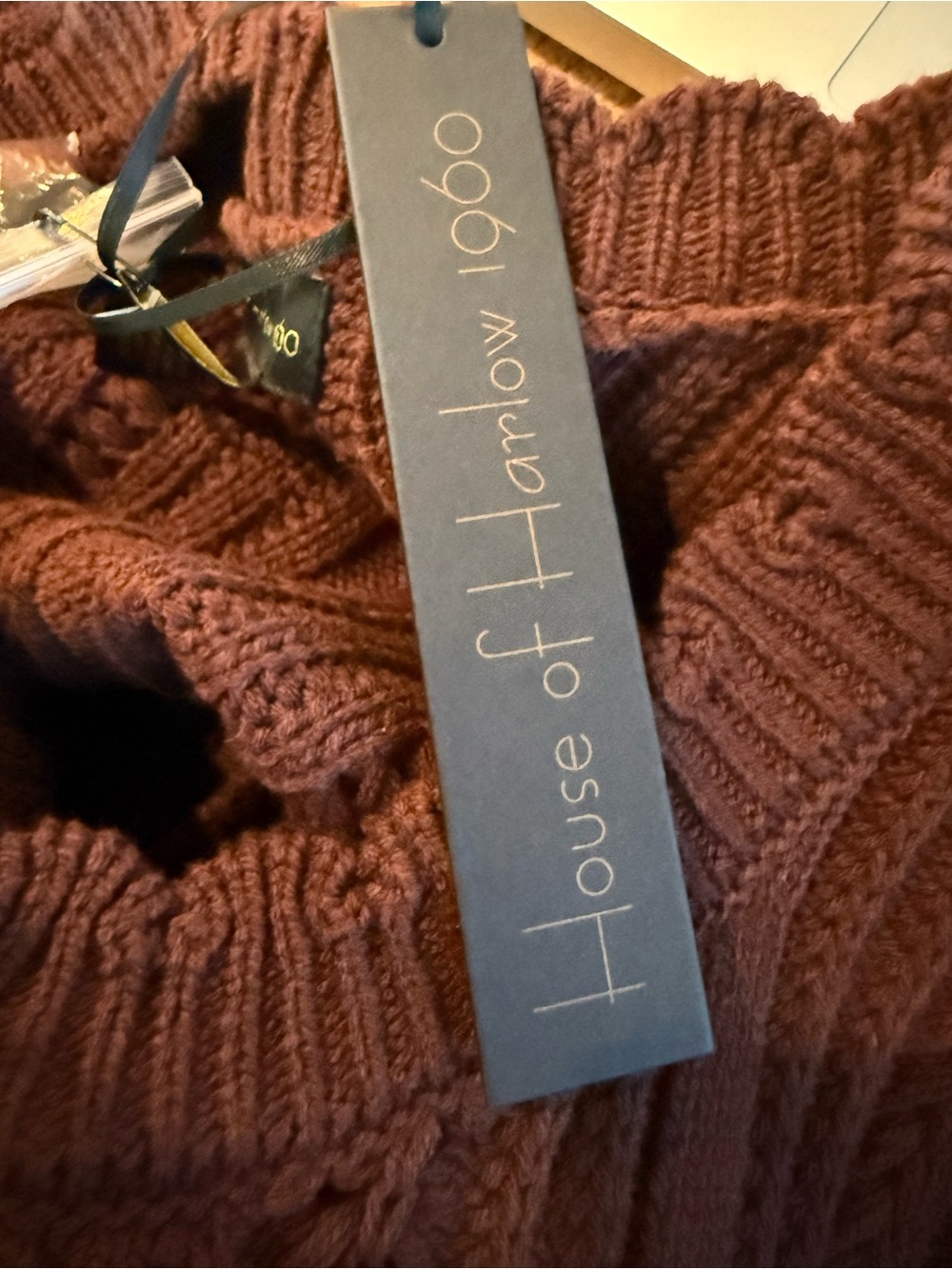 NWT. House of Harlow 1960. Chocolate Brown Cropped Knit Cardigan. Large. - Picture 11 of 13